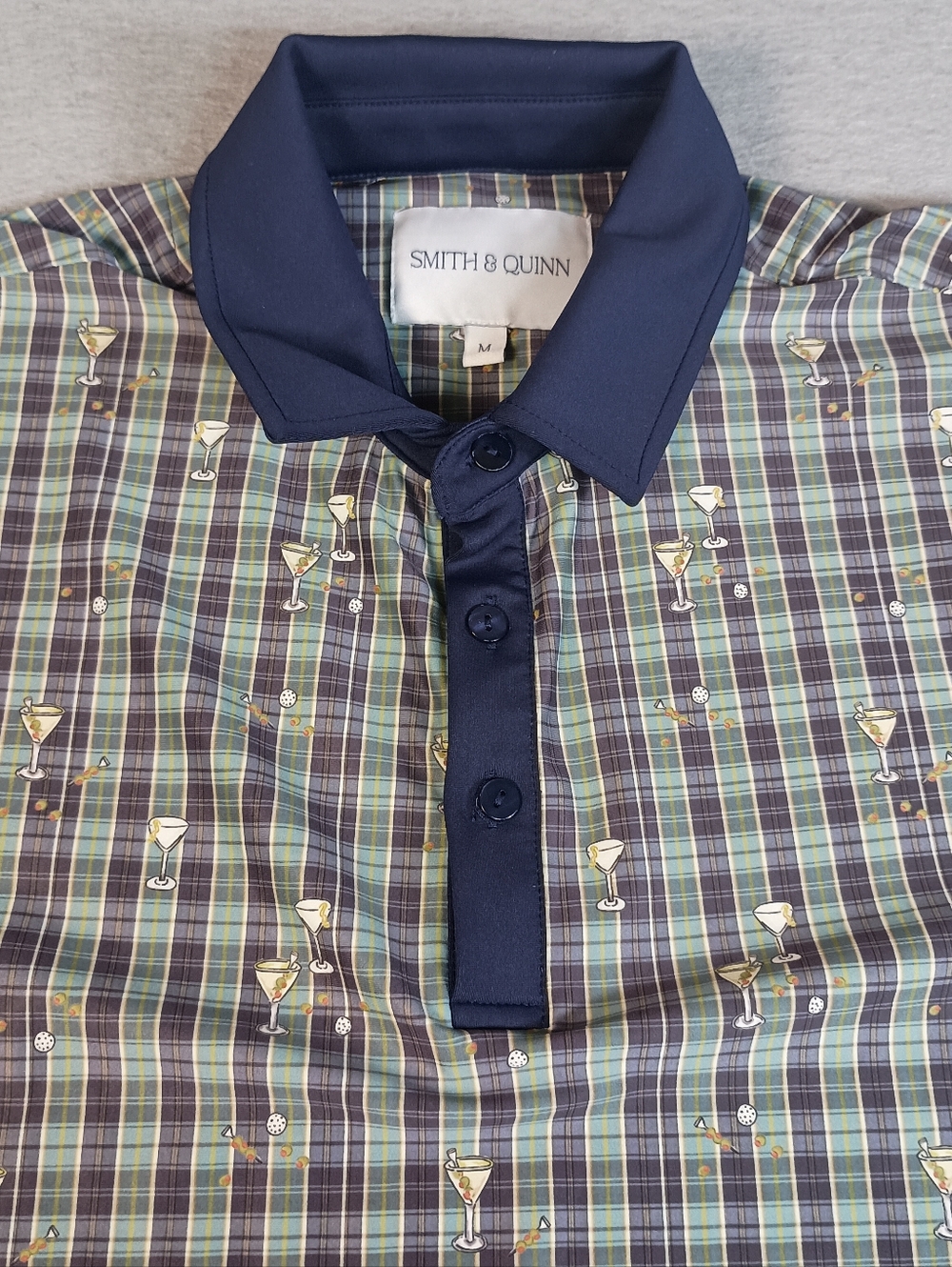 Smith & Quinn Performance Martini Glass/Plaid AOP Mens M Golf Stretch Polo Shirt